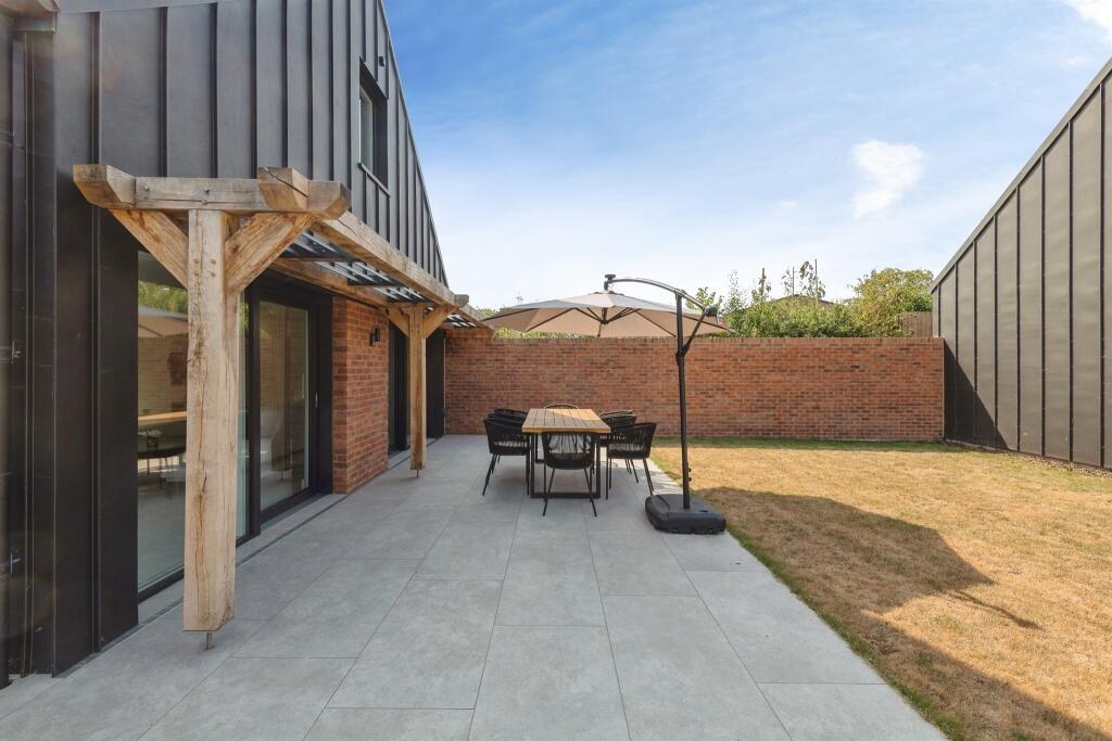 Plot 2: courtyard terrace